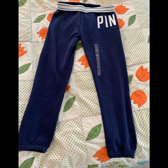 Secret PINK sweats size S - Picture 1 of 8